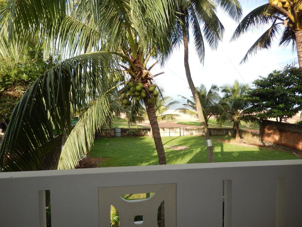 Janishi Residencies Hotel Negombo Ngoại thất bức ảnh