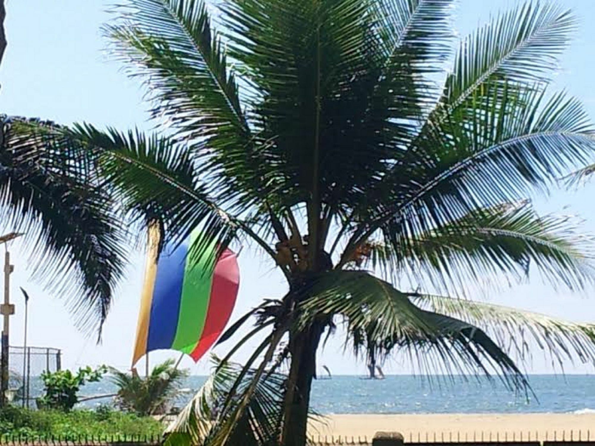 Janishi Residencies Hotel Negombo Ngoại thất bức ảnh
